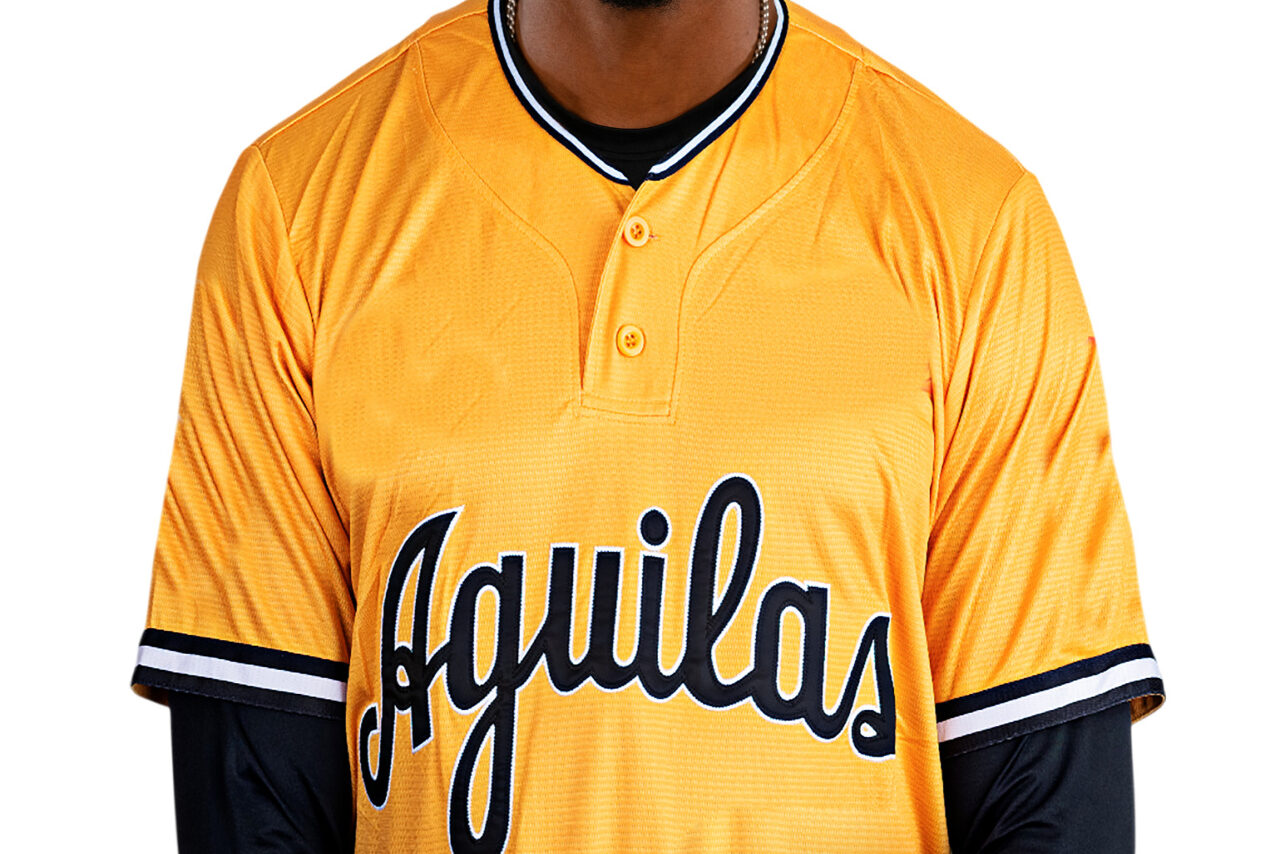Águilas Cibaeñas firman al lanzador Kevin Valdez
